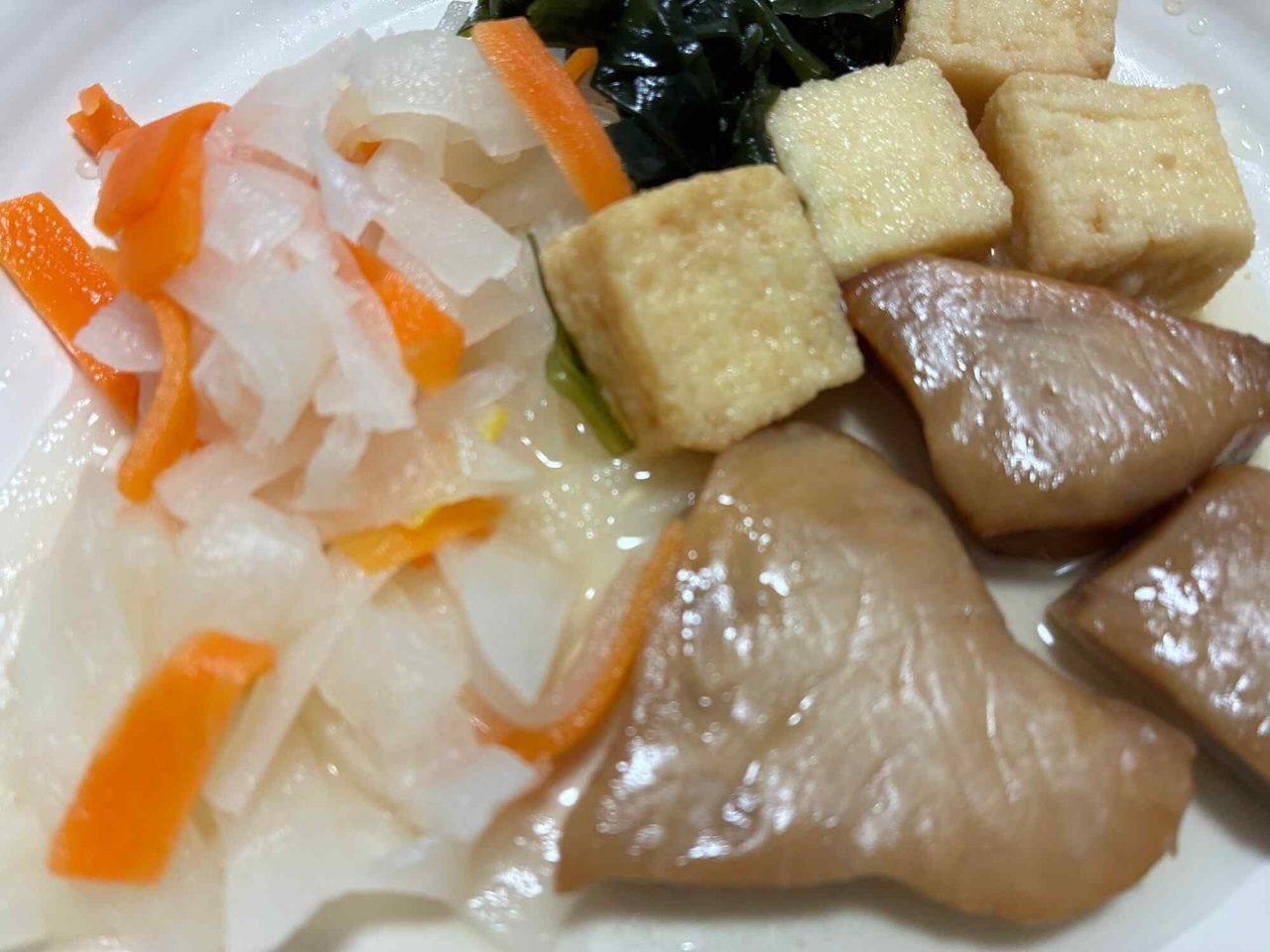 わんまいるの厚揚げの炊き合わせと大根のなます